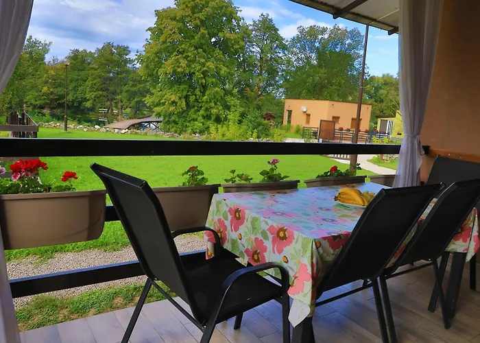 Holiday Homes Pozitiva